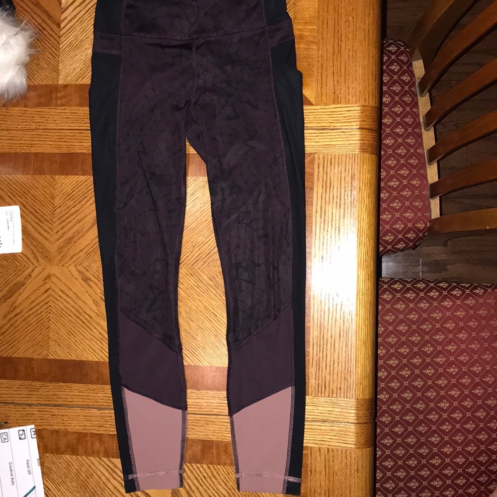 Lululemon speed up tight